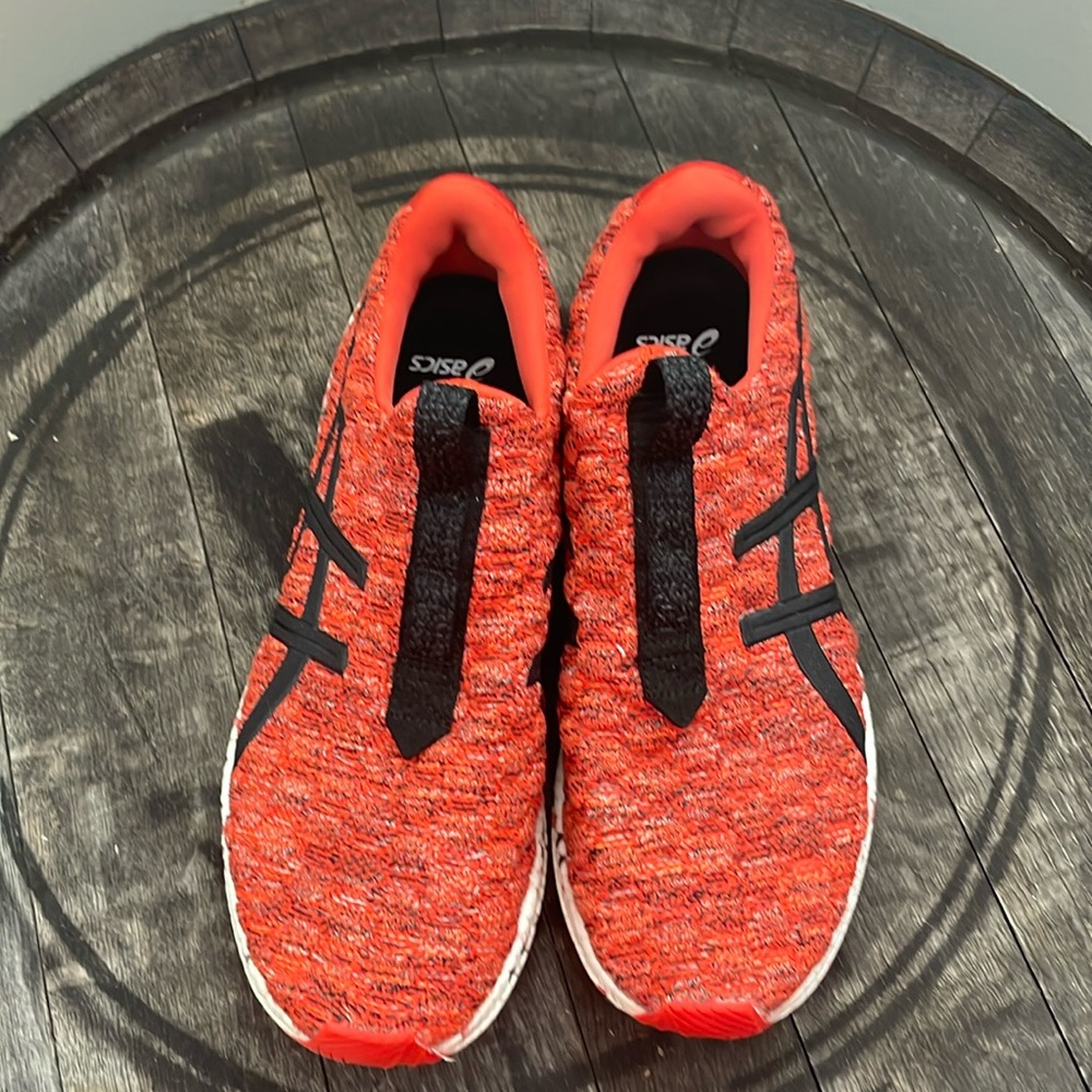 ASICS knot stretch pull on athletic shoes